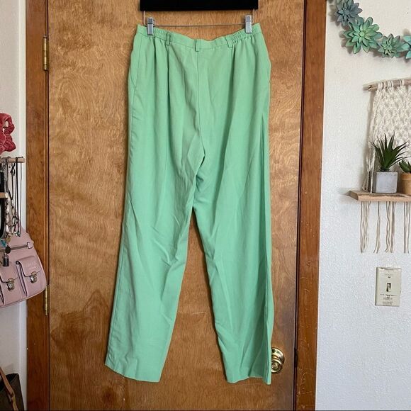 Green Slouchy Summer Pants - Picture 7 of 10